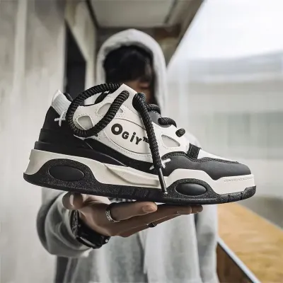 CASUAL SPORTS OUTDOOR SNEAKER 